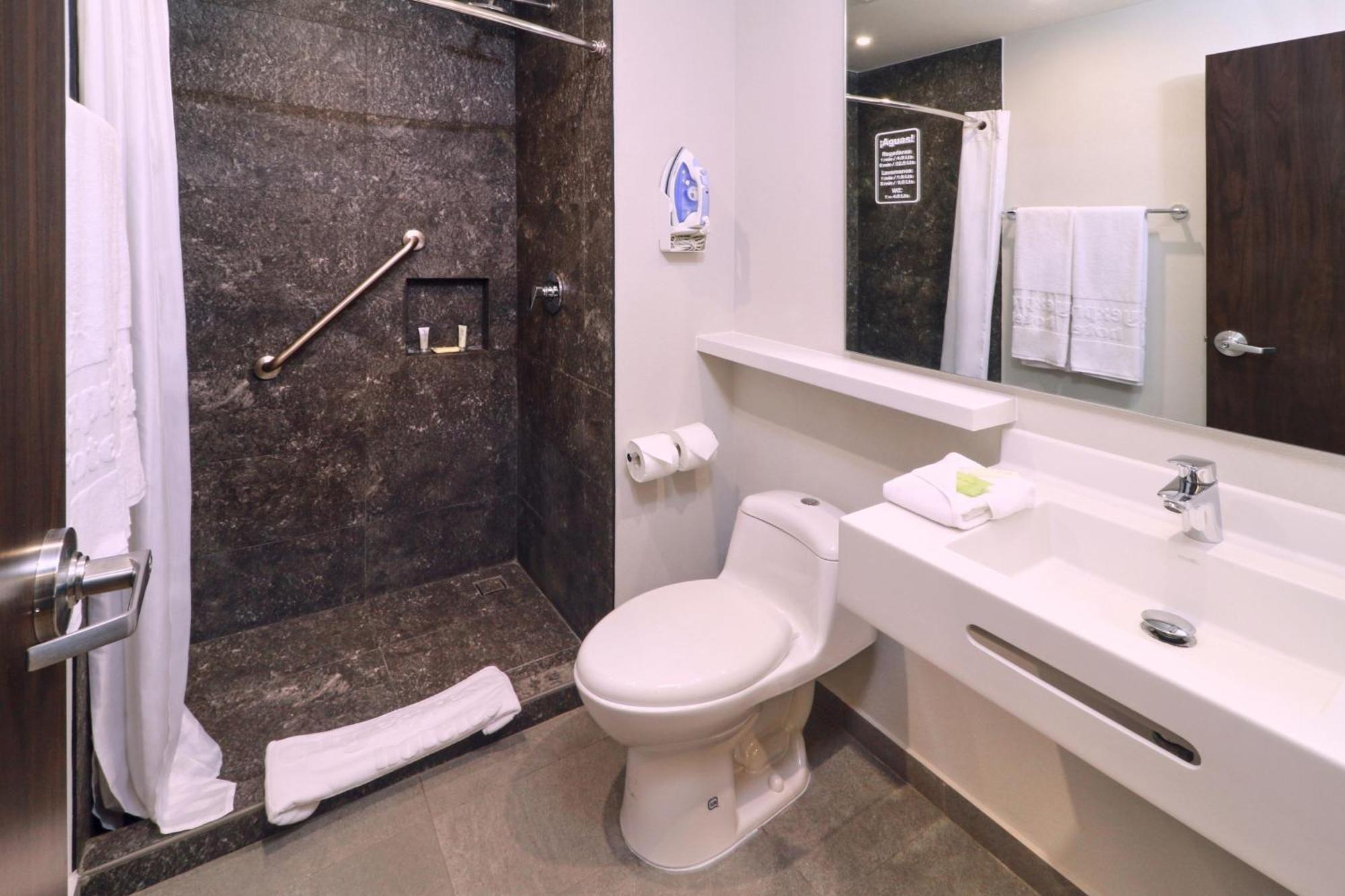 City Express By Marriott Monterrey Universidad Экстерьер фото