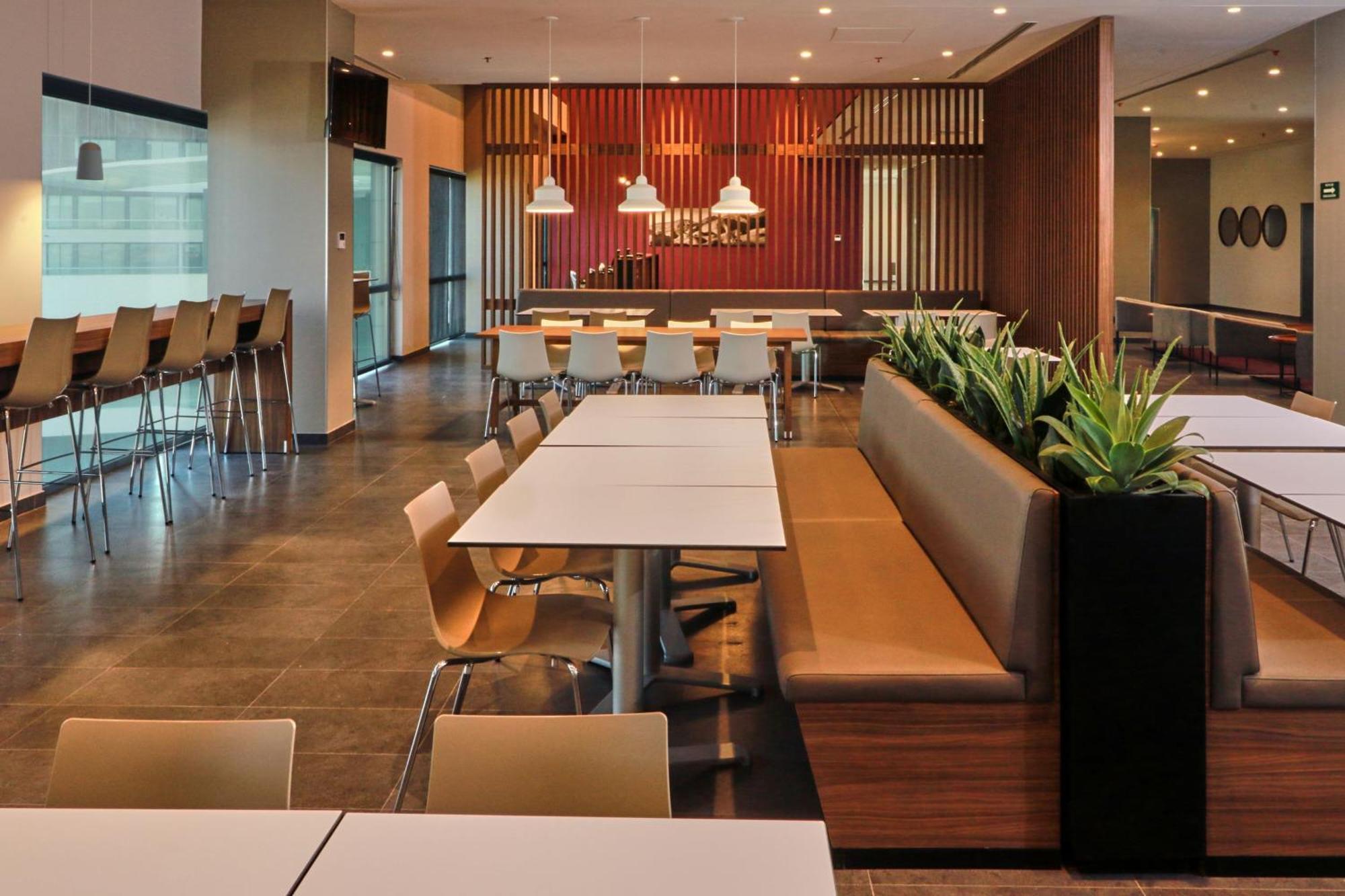 City Express By Marriott Monterrey Universidad Экстерьер фото